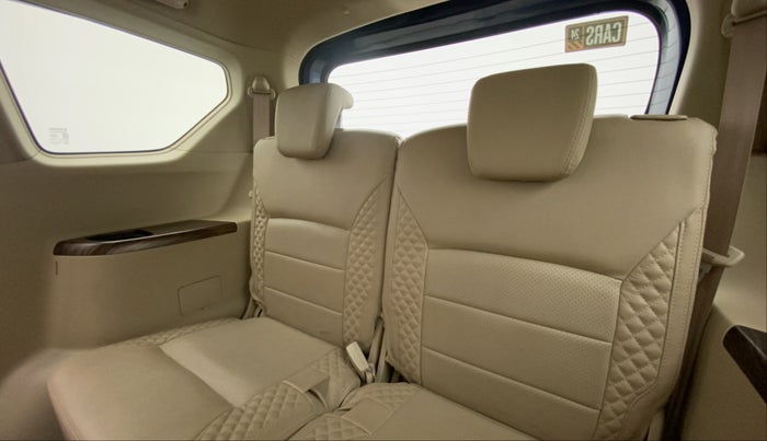 2018 Maruti Ertiga ZXI+ SHVS, Petrol, Manual, 33,675 km, Third Seat Row ( optional )