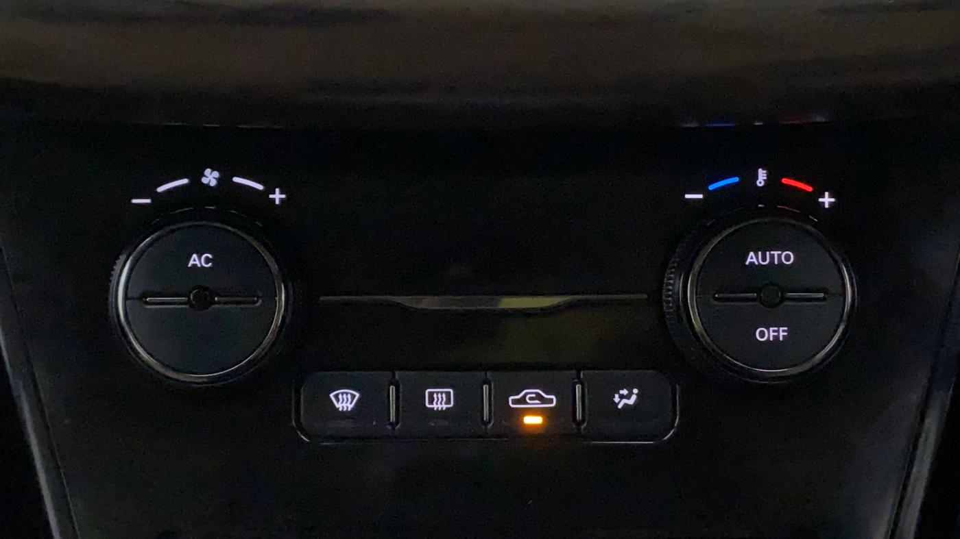 2022 Tata NEXON XZ PLUS PETROL KAZIRANGA, Petrol, Manual, 16,581 km, Automatic Climate Control