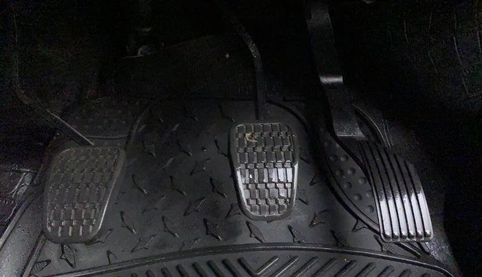 2022 Tata NEXON XZ PLUS PETROL KAZIRANGA, Petrol, Manual, 16,581 km, Pedals
