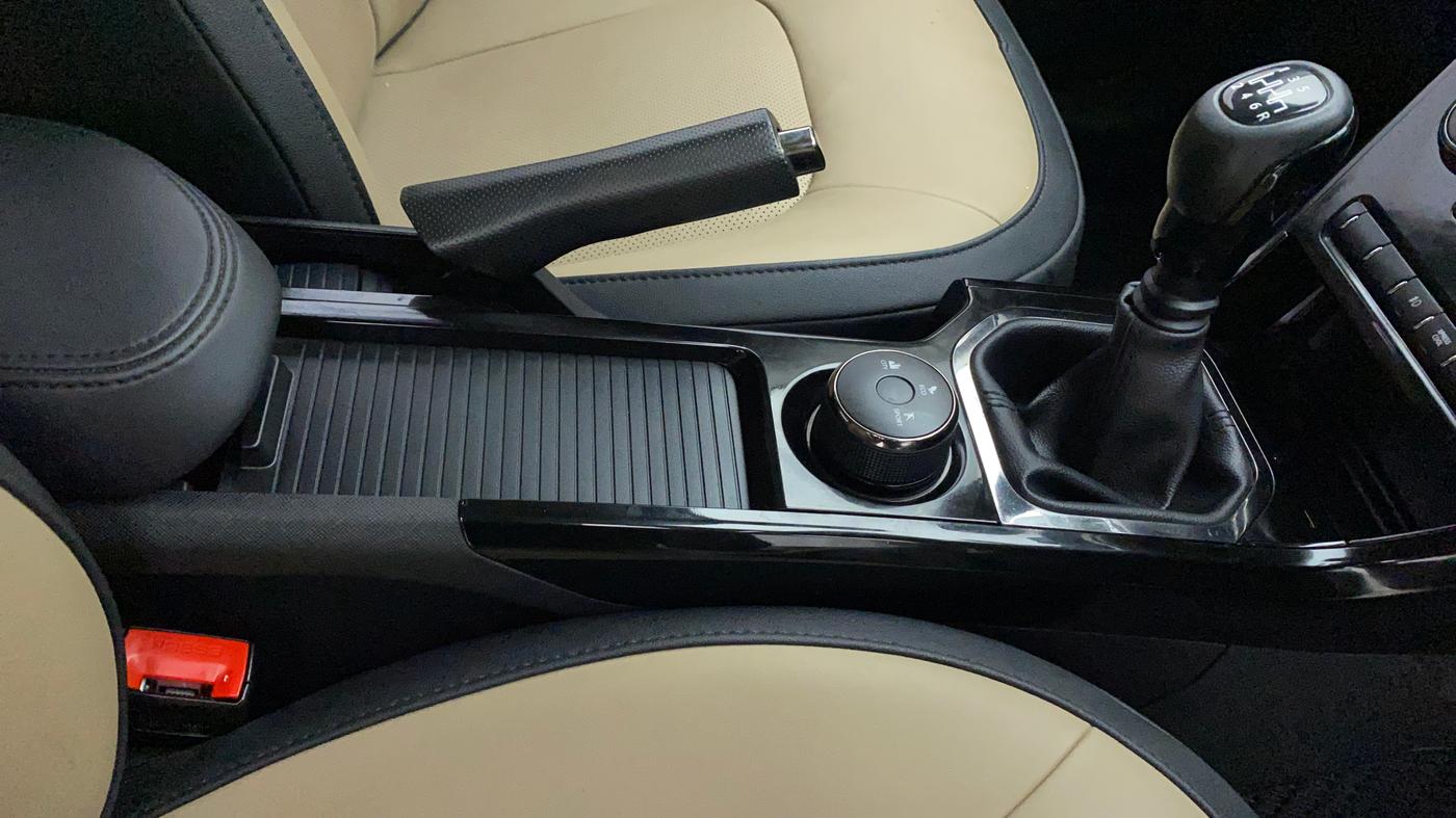 2022 Tata NEXON XZ PLUS PETROL KAZIRANGA, Petrol, Manual, 16,581 km, Gear Lever