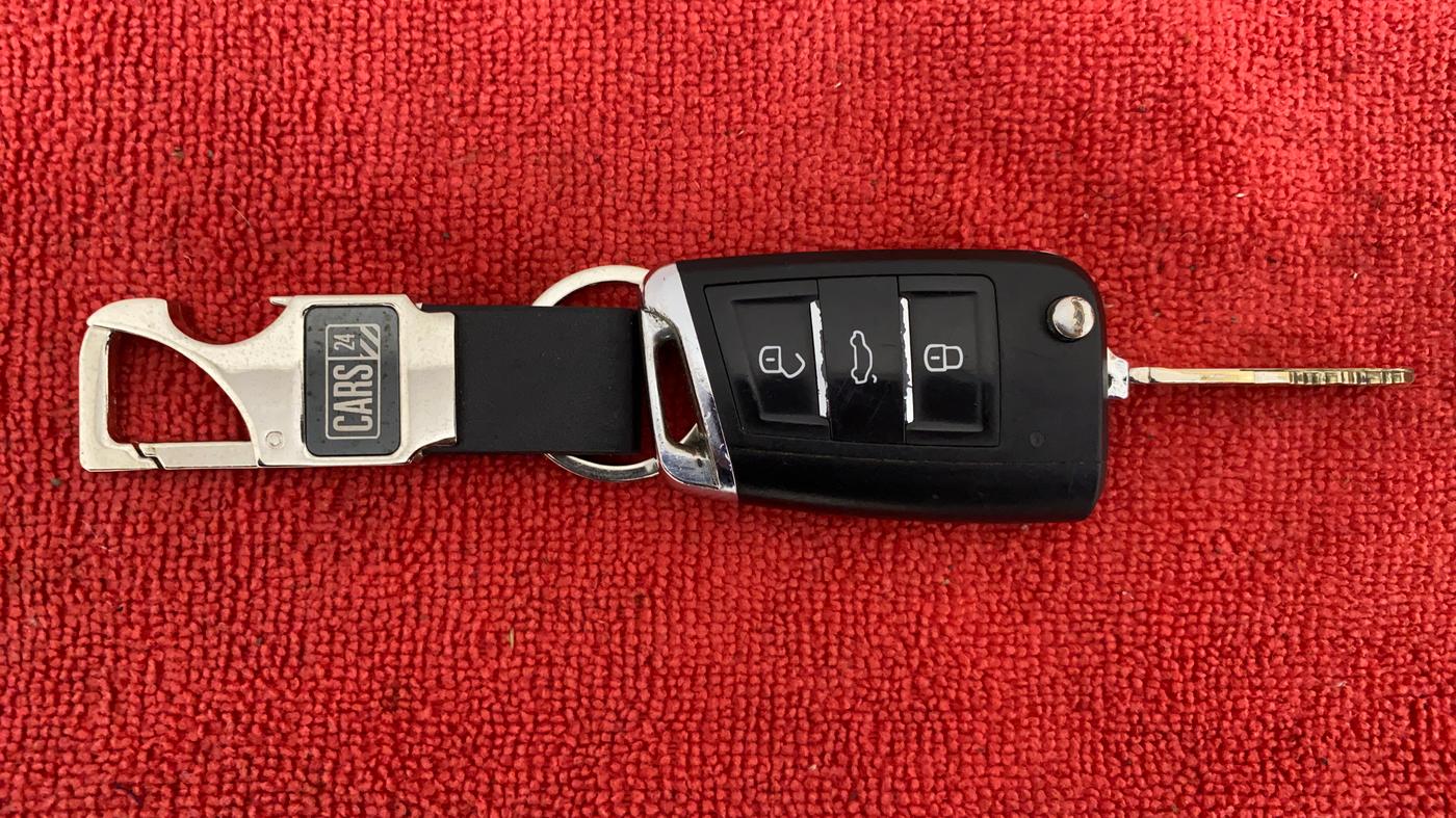 2021 Maruti New Wagon-R LXI CNG 1.0 L, CNG, Manual, 24,534 km, Key Close Up