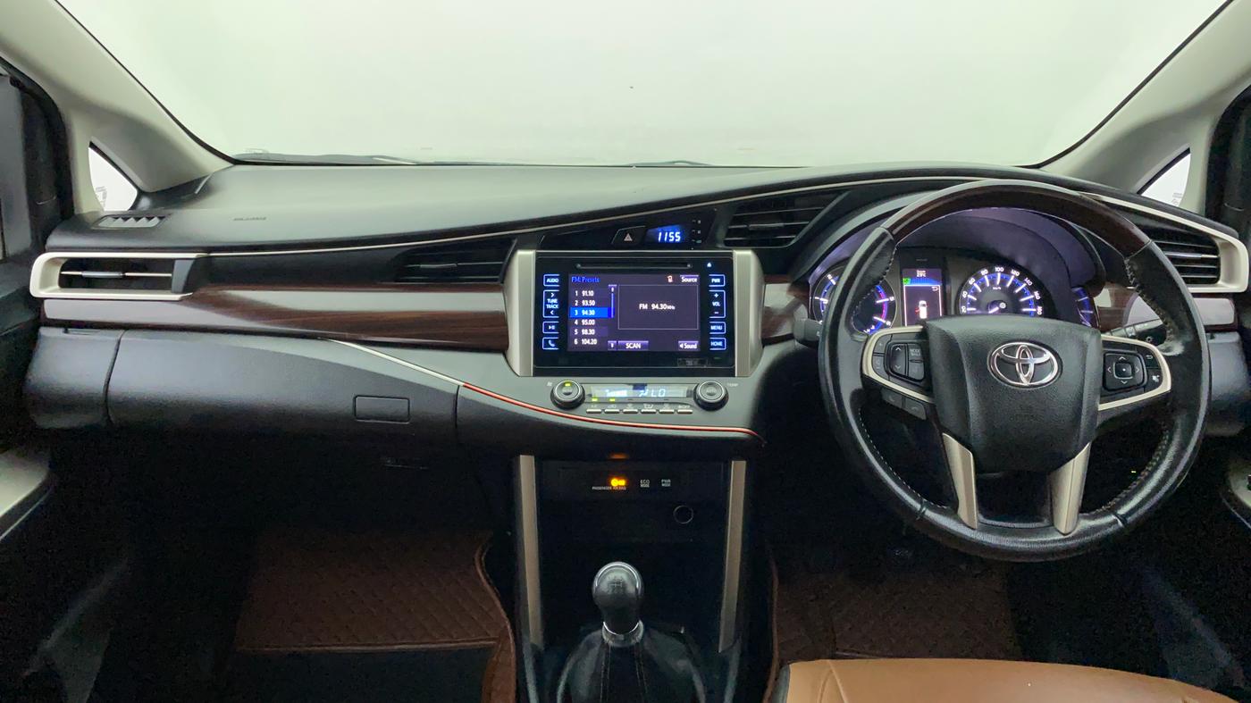 2018 Toyota Innova Crysta 2.4 VX 7 STR, Diesel, Manual, 37,200 km, Dashboard