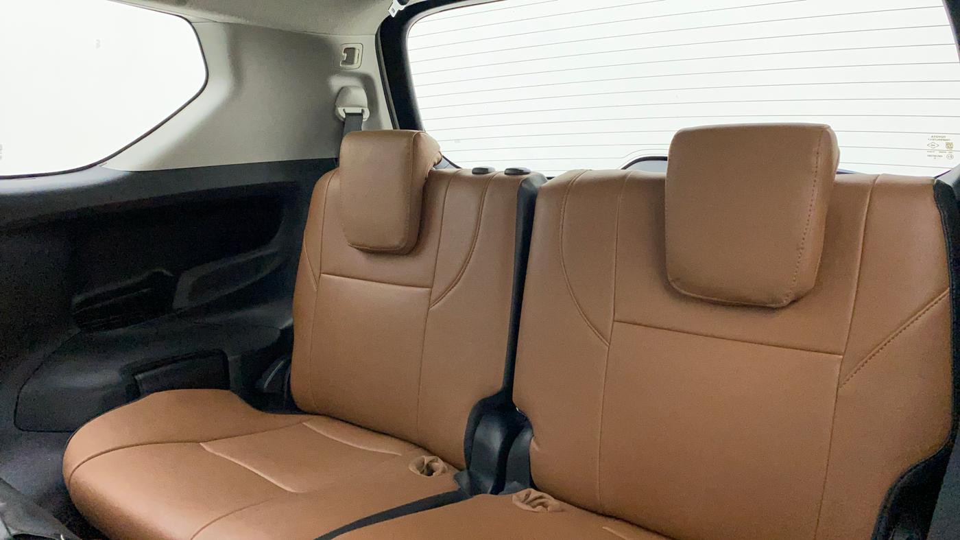 2018 Toyota Innova Crysta 2.4 VX 7 STR, Diesel, Manual, 37,200 km, Third Seat Row ( optional )