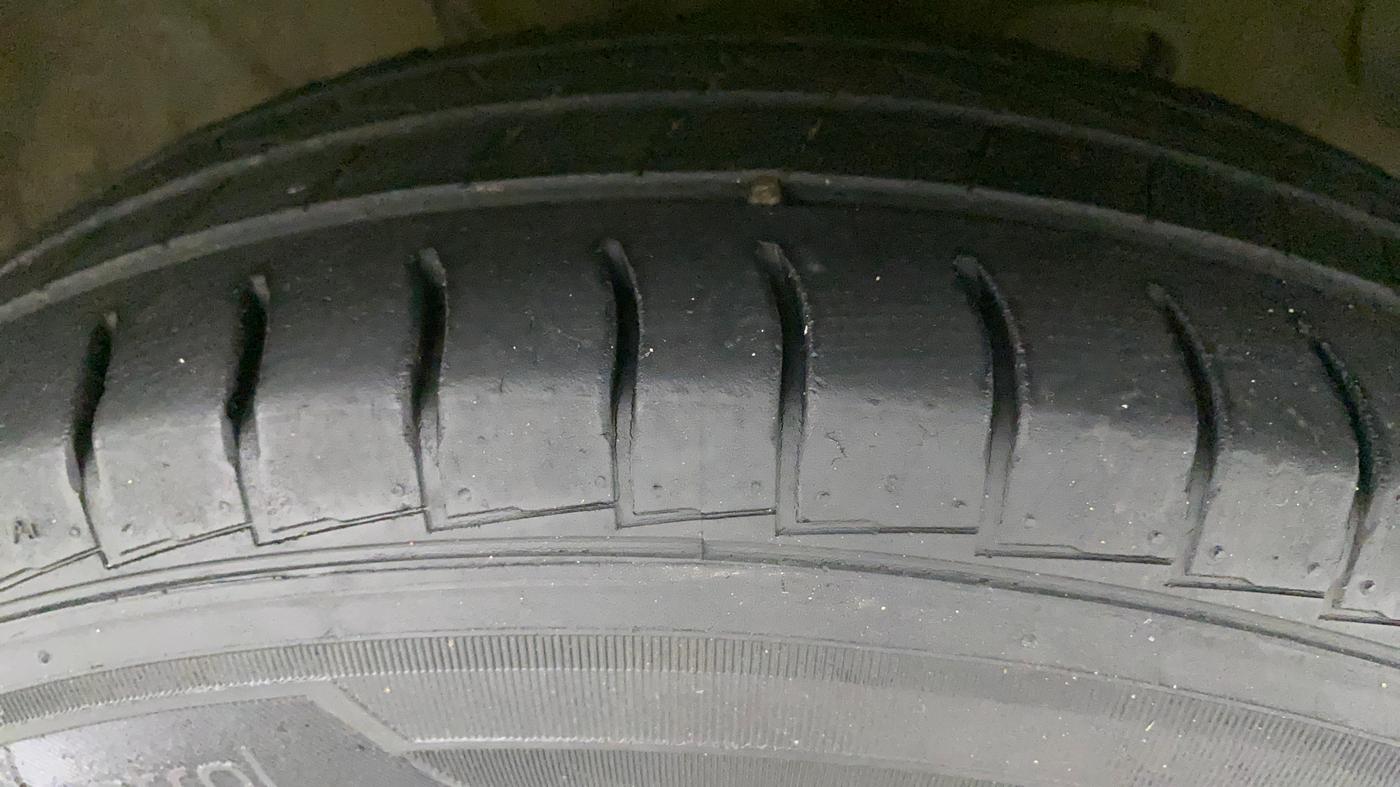 2019 Hyundai NEW SANTRO MAGNA, Petrol, Manual, 68,082 km, Right Front Tyre Tread