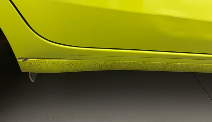 2019 Hyundai NEW SANTRO MAGNA, Petrol, Manual, 68,082 km, Right running board - Slightly dented