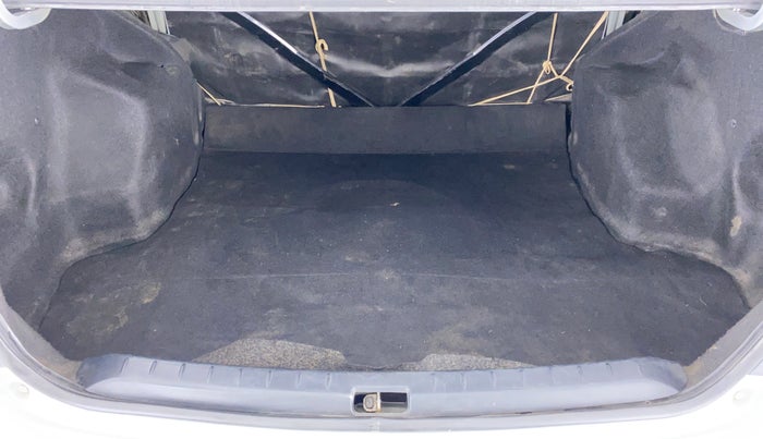 2013 Toyota Etios V SP, Petrol, Manual, 97,892 km, Boot Inside