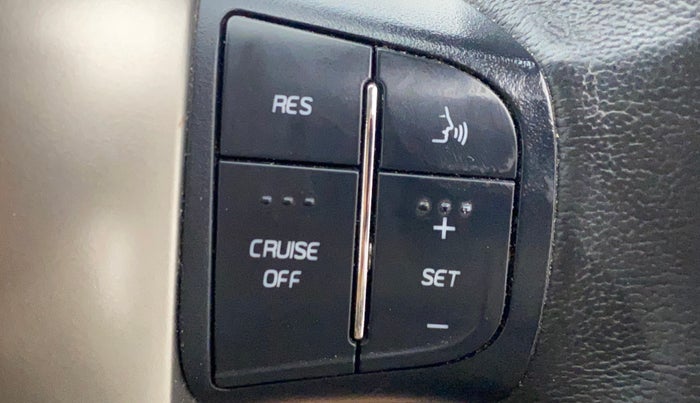 2021 Mahindra XUV500 W11, Diesel, Manual, 65,170 km, Adaptive Cruise Control