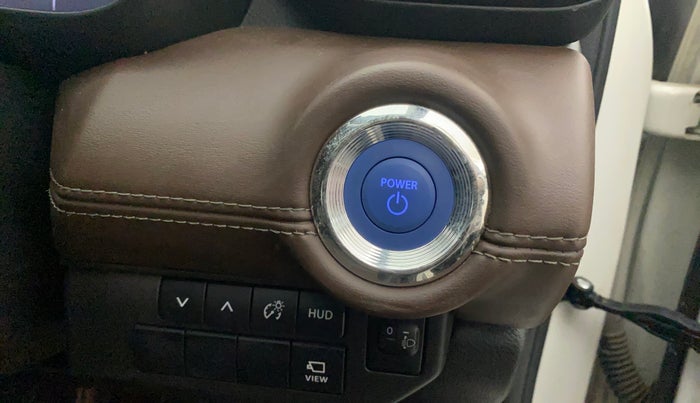 2024 Toyota URBAN CRUISER HYRYDER V HYBRID, Hybrid, Automatic, 14,033 km, Keyless Start/ Stop Button