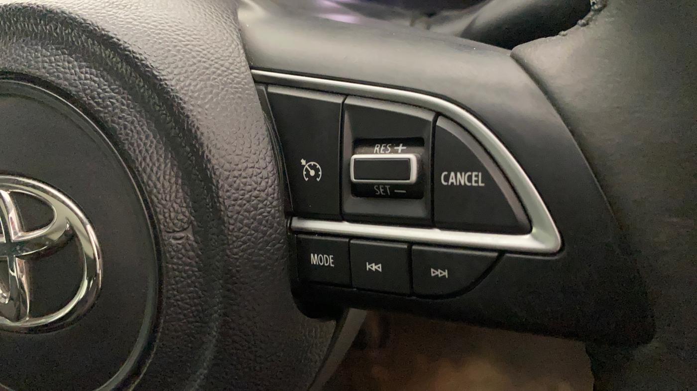 2024 Toyota URBAN CRUISER HYRYDER V HYBRID, Hybrid, Automatic, 14,033 km, Adaptive Cruise Control