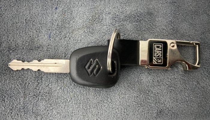 2020 Maruti Baleno SIGMA PETROL 1.2, Petrol, Manual, 18,446 km, Key Close Up