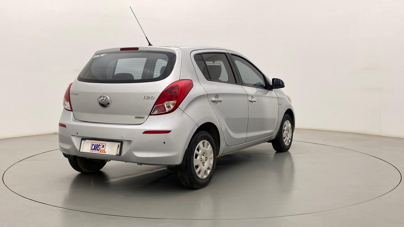 2014 Hyundai i20 MAGNA O 1.2, Petrol, Manual, 74,795 km, Right Back Diagonal