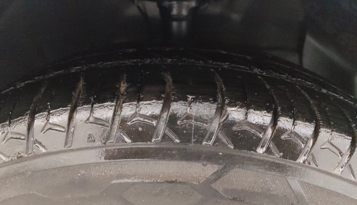 2021 Hyundai GRAND I10 NIOS SPORTZ 1.2 KAPPA VTVT CNG, CNG, Manual, 78,486 km, Right Front Tyre Tread