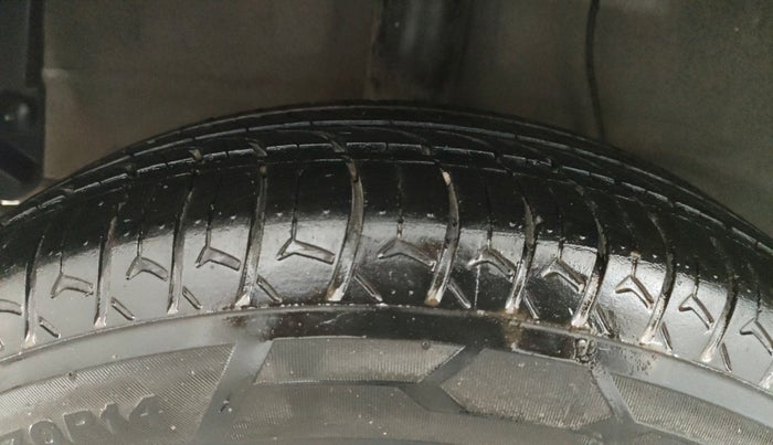 2021 Hyundai GRAND I10 NIOS SPORTZ 1.2 KAPPA VTVT CNG, CNG, Manual, 78,486 km, Right Rear Tyre Tread