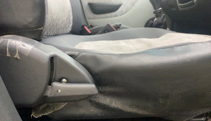 2018 Maruti Alto 800 LXI, Petrol, Manual, 15,125 km, Driver Side Adjustment Panel