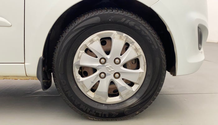 2013 Hyundai i10 SPORTZ 1.2, Petrol, Manual, 74,726 km, Right Front Wheel