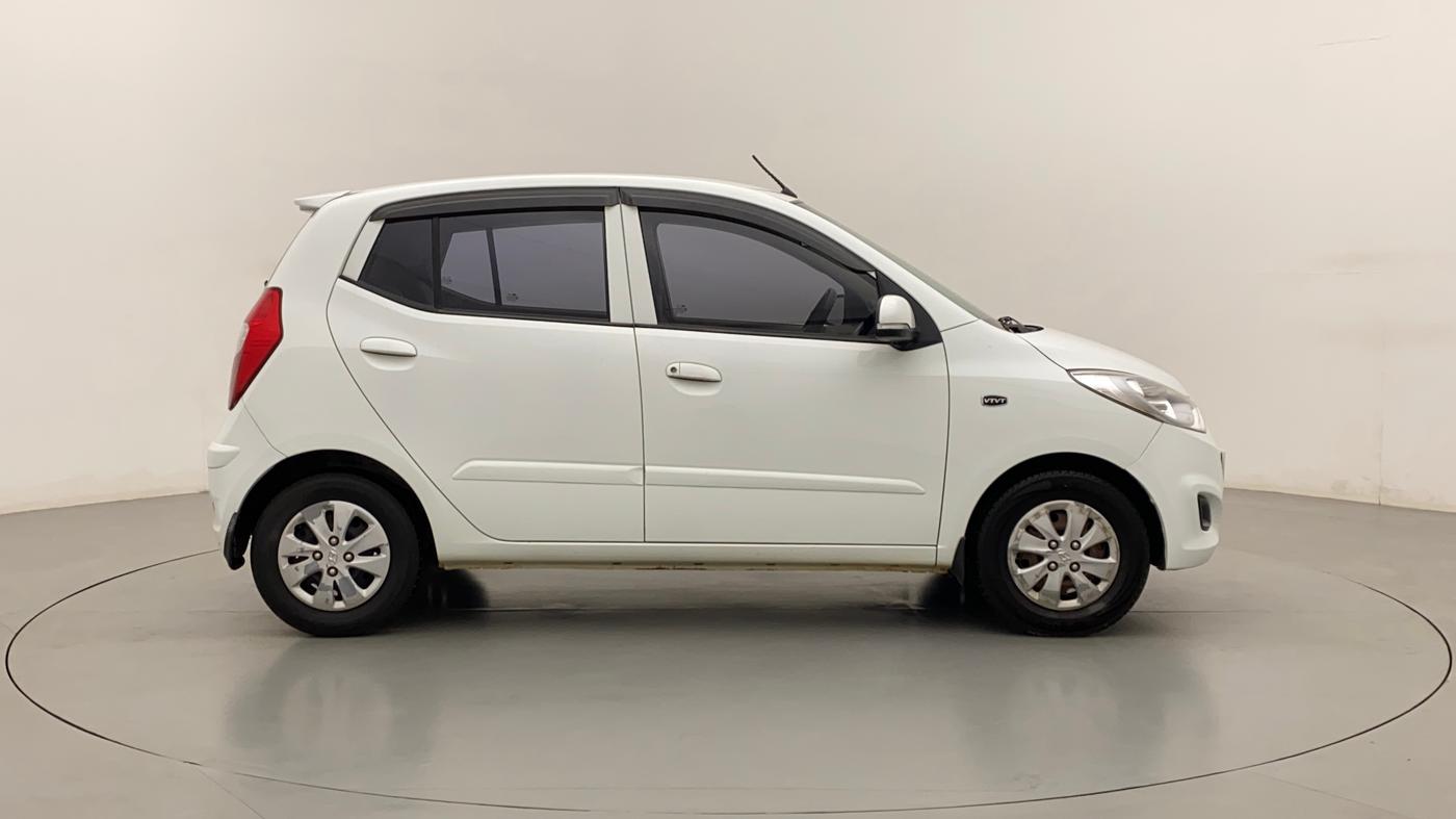 2013 Hyundai i10 SPORTZ 1.2, Petrol, Manual, 74,726 km, Right Side View