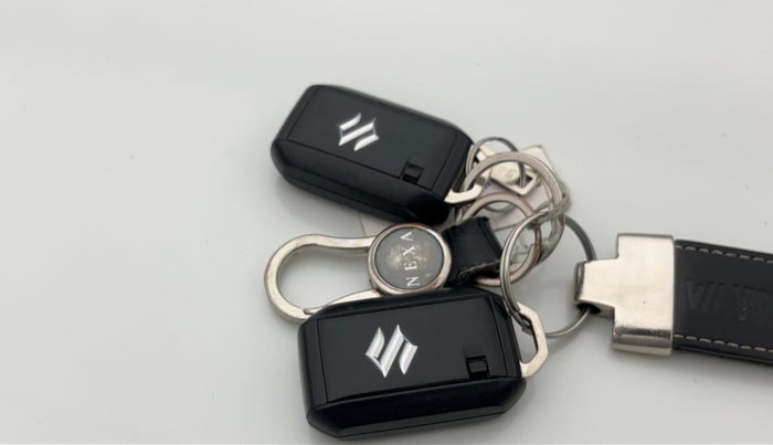 2023 Maruti Grand Vitara ZETA SMART HYBRID, Petrol, Manual, 68,282 km, Key Close Up