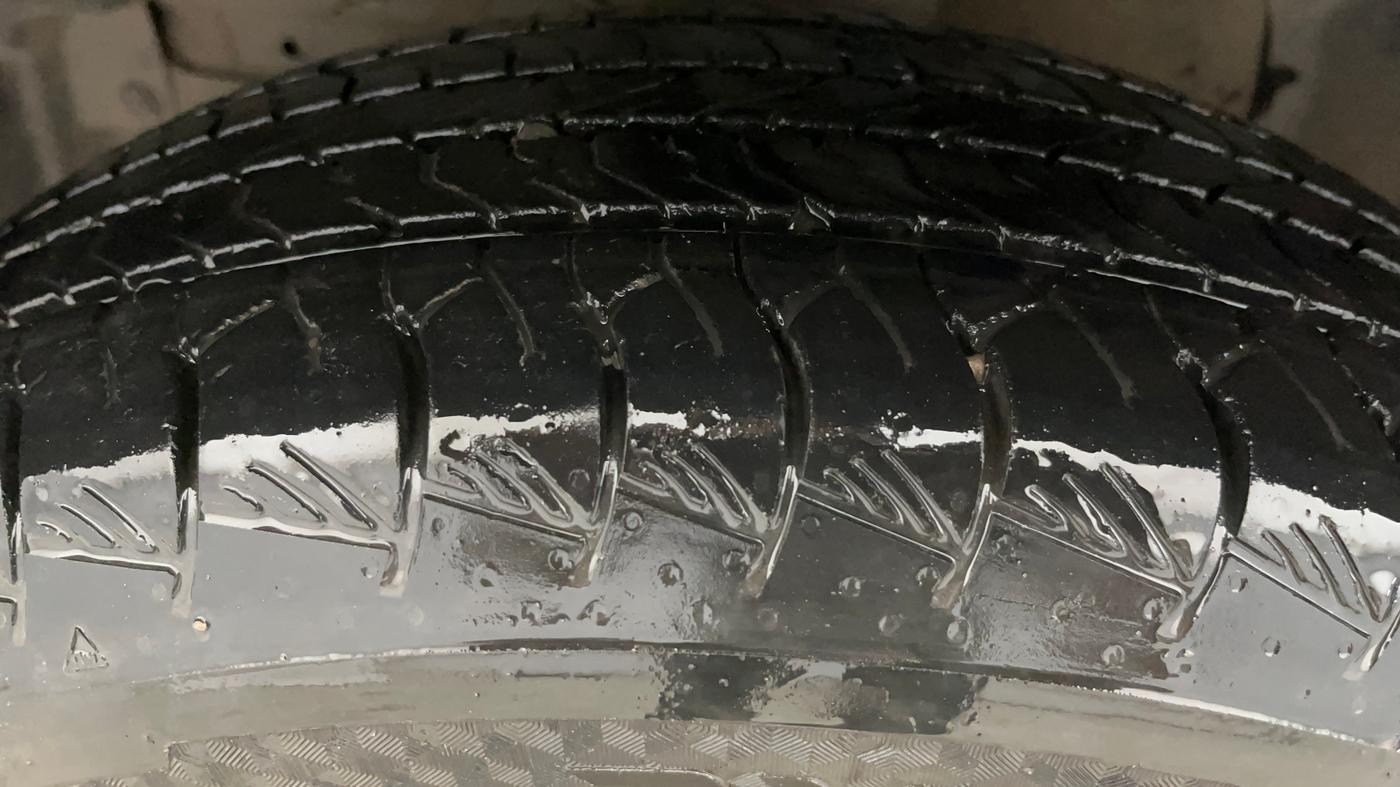 2023 Maruti Grand Vitara ZETA SMART HYBRID, Petrol, Manual, 68,664 km, Left Front Tyre Tread