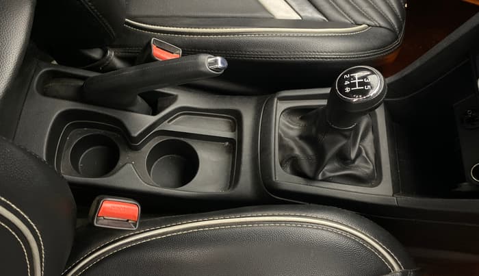 2019 Maruti Vitara Brezza ZDI, Diesel, Manual, 86,563 km, Gear Lever