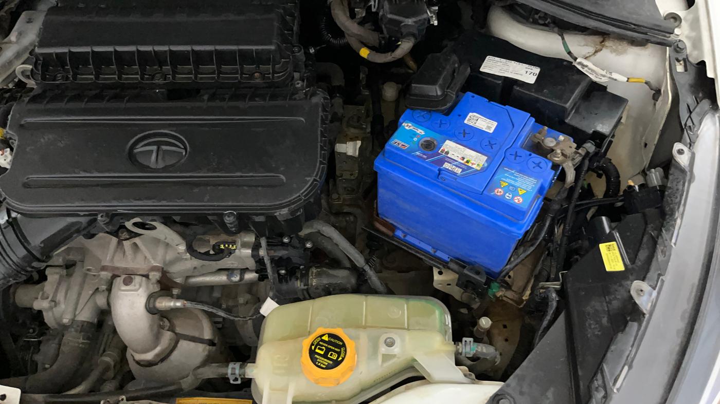 2021 Tata TIGOR XZA PLUS PETROL, Petrol, Automatic, 32,301 km, Engine View - Left