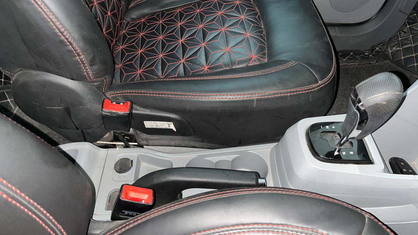 2021 Tata TIGOR XZA PLUS PETROL, Petrol, Automatic, 32,301 km, Gear Lever