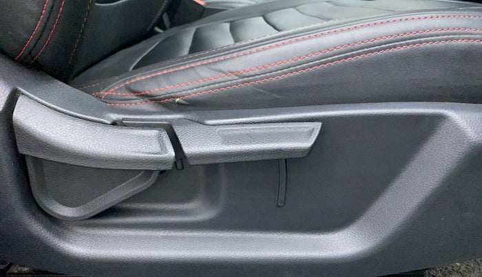 2020 KIA SELTOS HTK PLUS 1.5 PETROL, Petrol, Manual, 49,552 km, Driver Side Adjustment Panel