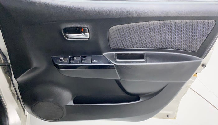 2013 Maruti Wagon R Stingray VXI, Petrol, Manual, 51,422 km, Driver Side Door Panels Control