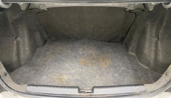 2017 Honda Amaze 1.2L I-VTEC VX, Petrol, Manual, 77,979 km, Boot Inside