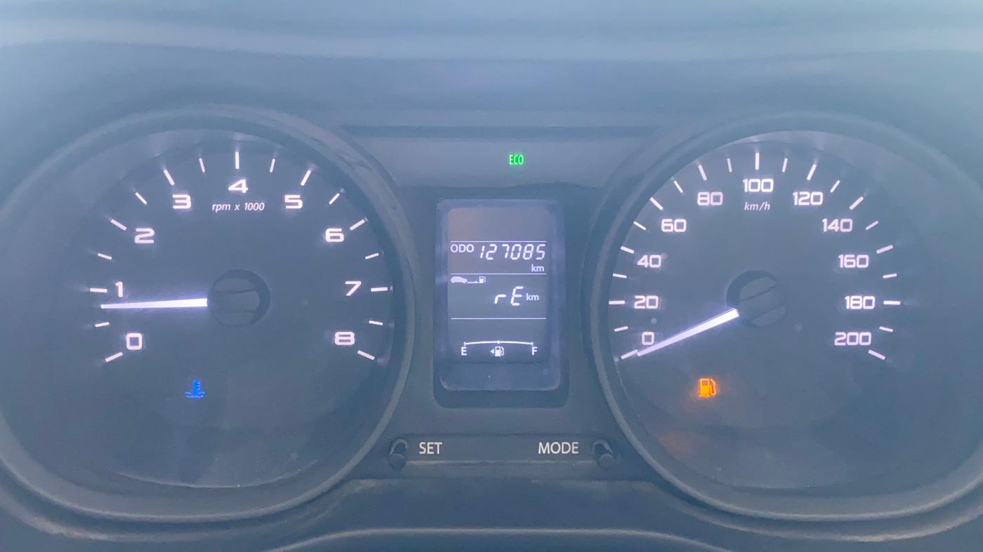2017 Tata NEXON XM DIESEL, Diesel, Manual, 1,27,047 km, Odometer Image