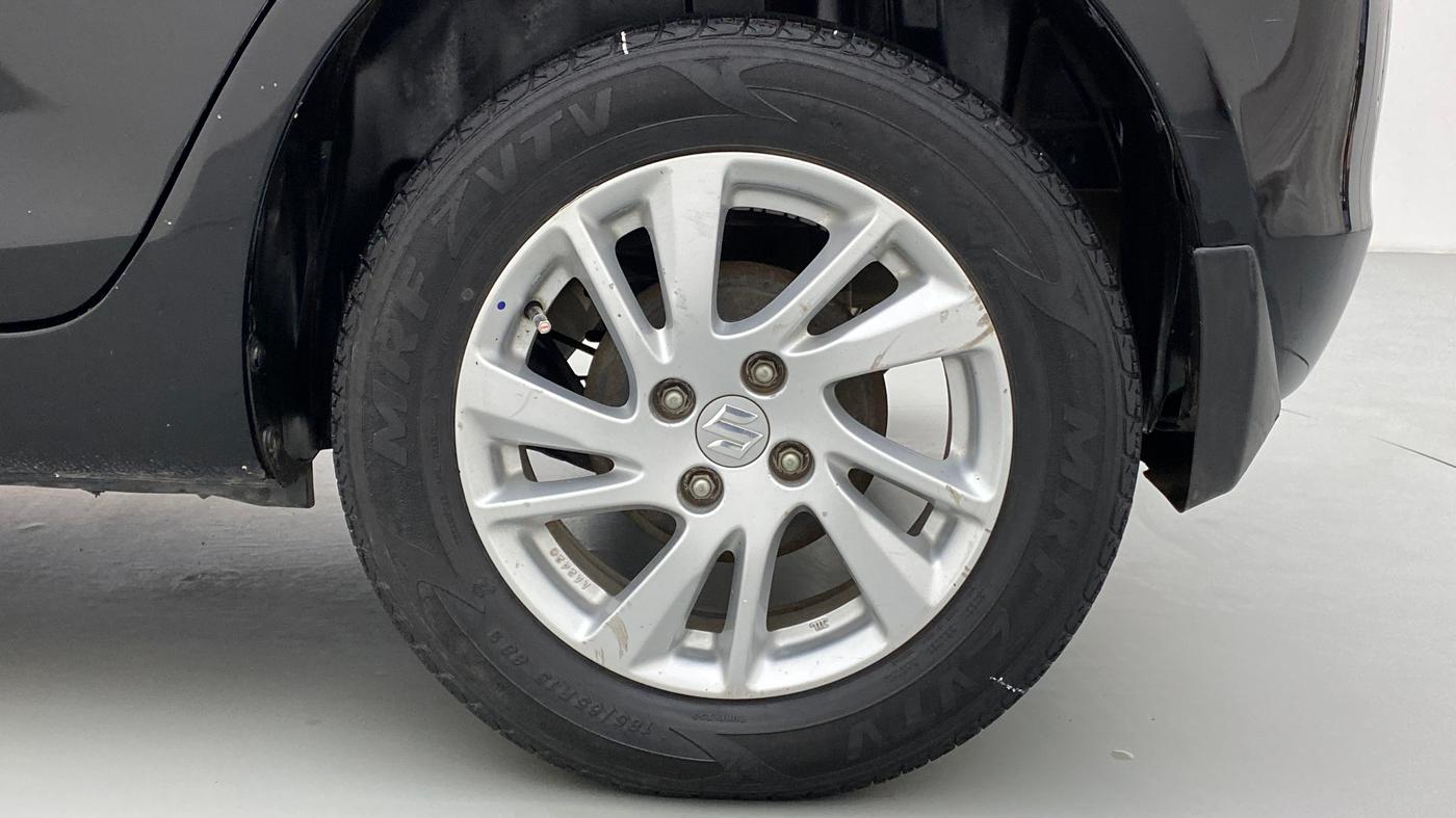 2013 Maruti Swift ZXI D, Petrol, Manual, 48,777 km, Left Rear Wheel