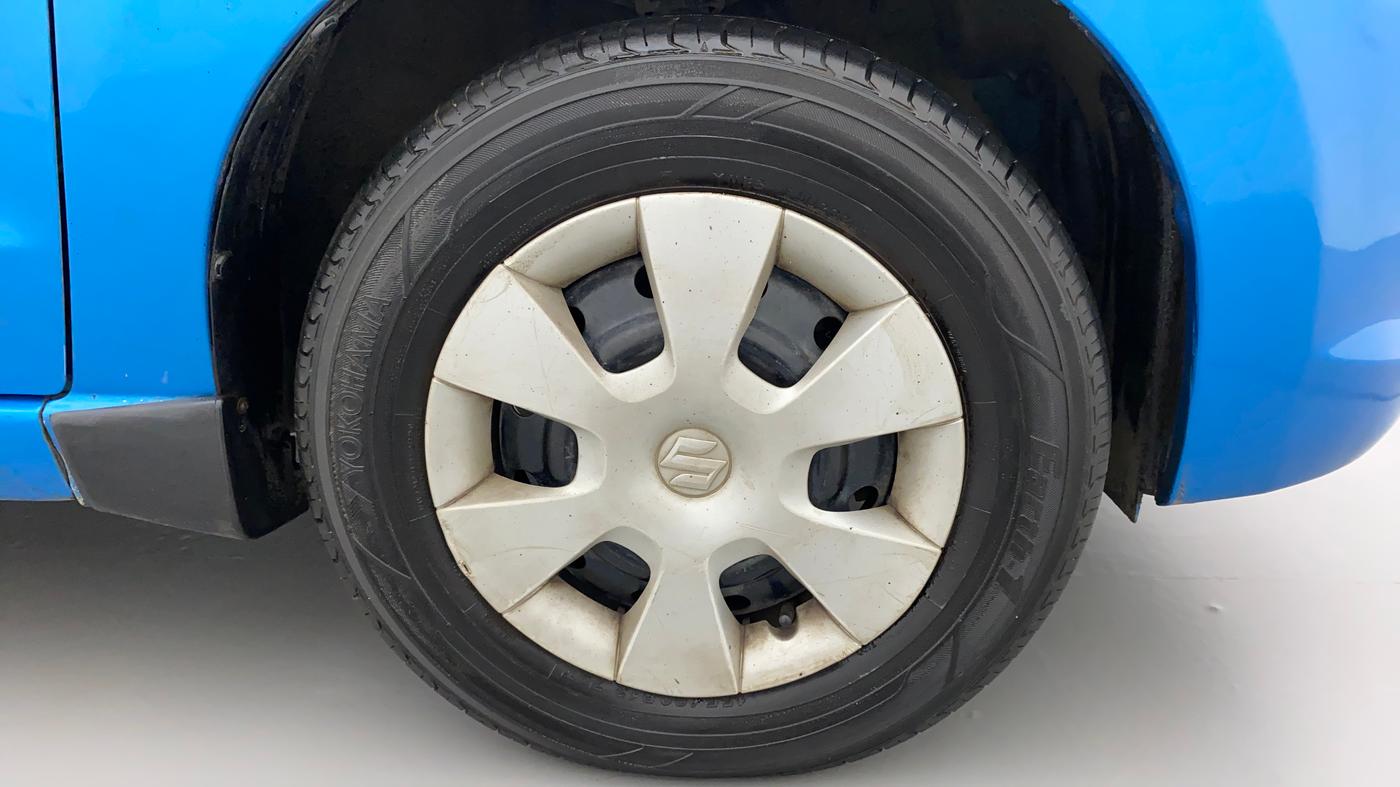 2012 Maruti A Star VXI (ABS) AT, Petrol, Automatic, 72,556 km, Right Front Wheel