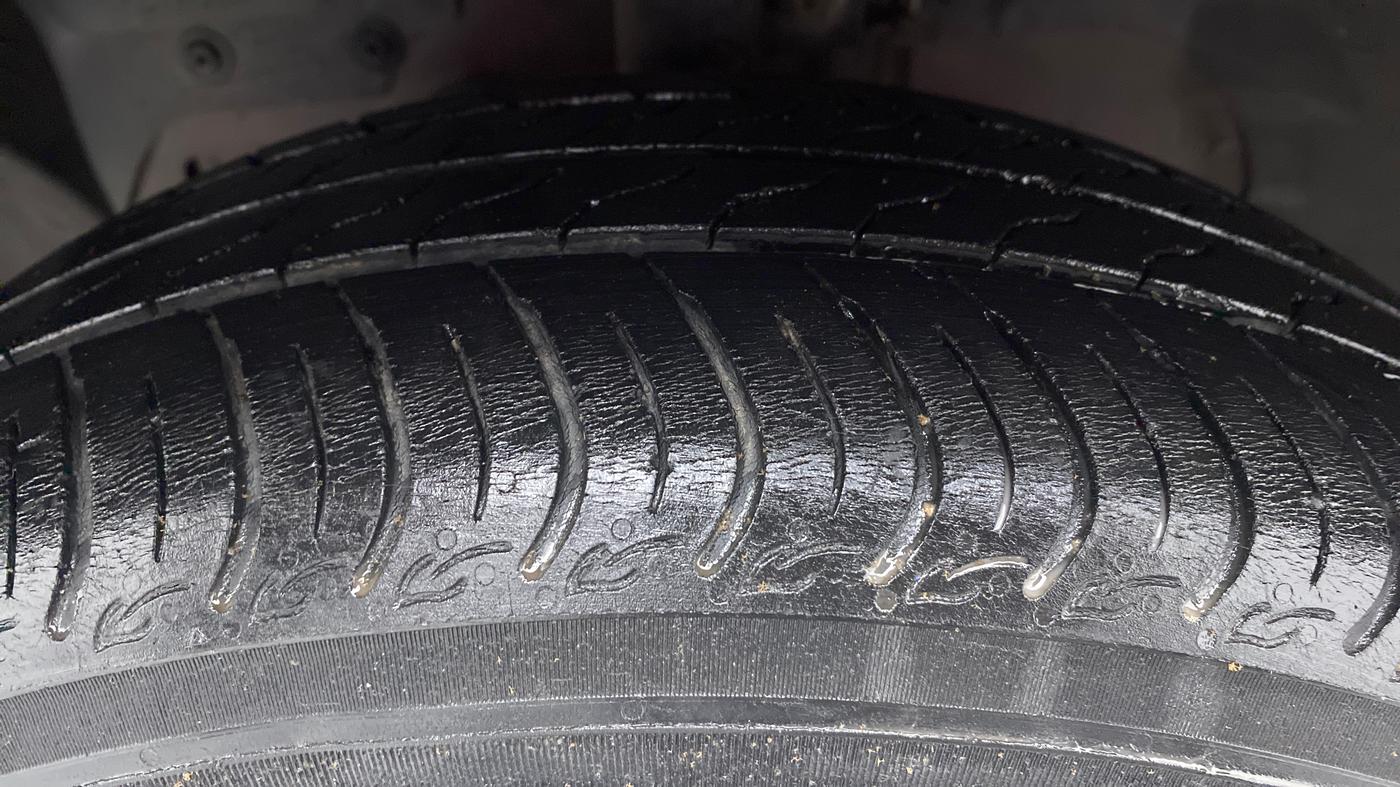 2019 Ford New Figo 1.5 TITANIUM, Diesel, Manual, 19,074 km, Left Front Tyre Tread