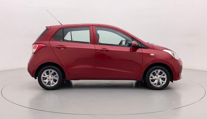 2018 Hyundai Grand i10 MAGNA 1.2 KAPPA VTVT, Petrol, Manual, 1,03,102 km, Right Side View