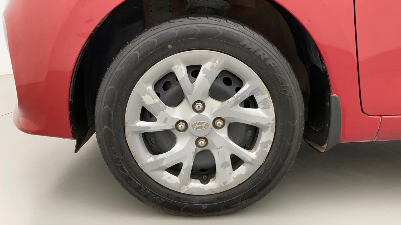 2018 Hyundai Grand i10 MAGNA 1.2 KAPPA VTVT, Petrol, Manual, 1,03,102 km, Left Front Wheel