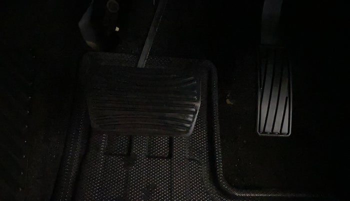 2024 Mahindra XUV 3XO MX3 1.5 Turbo Diesel Autoshift Plus, Diesel, Automatic, 14,405 km, Pedals