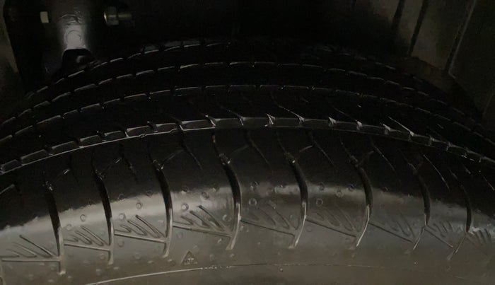 2024 Mahindra XUV 3XO MX3 1.5 Turbo Diesel Autoshift Plus, Diesel, Automatic, 14,405 km, Left Rear Tyre Tread