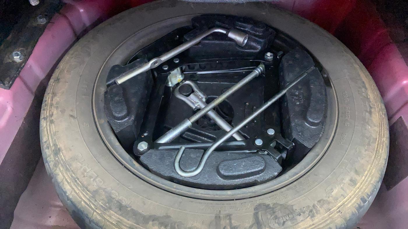 2019 Tata NEXON XM PETROL, CNG, Manual, 36,391 km, Boot Inside