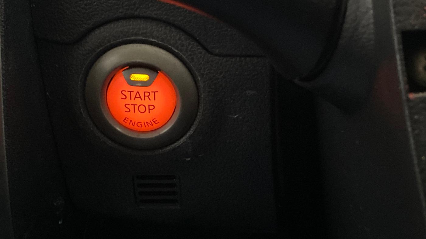 2016 Nissan Micra XV CVT, Petrol, Automatic, 1,06,211 km, Keyless Start/ Stop Button