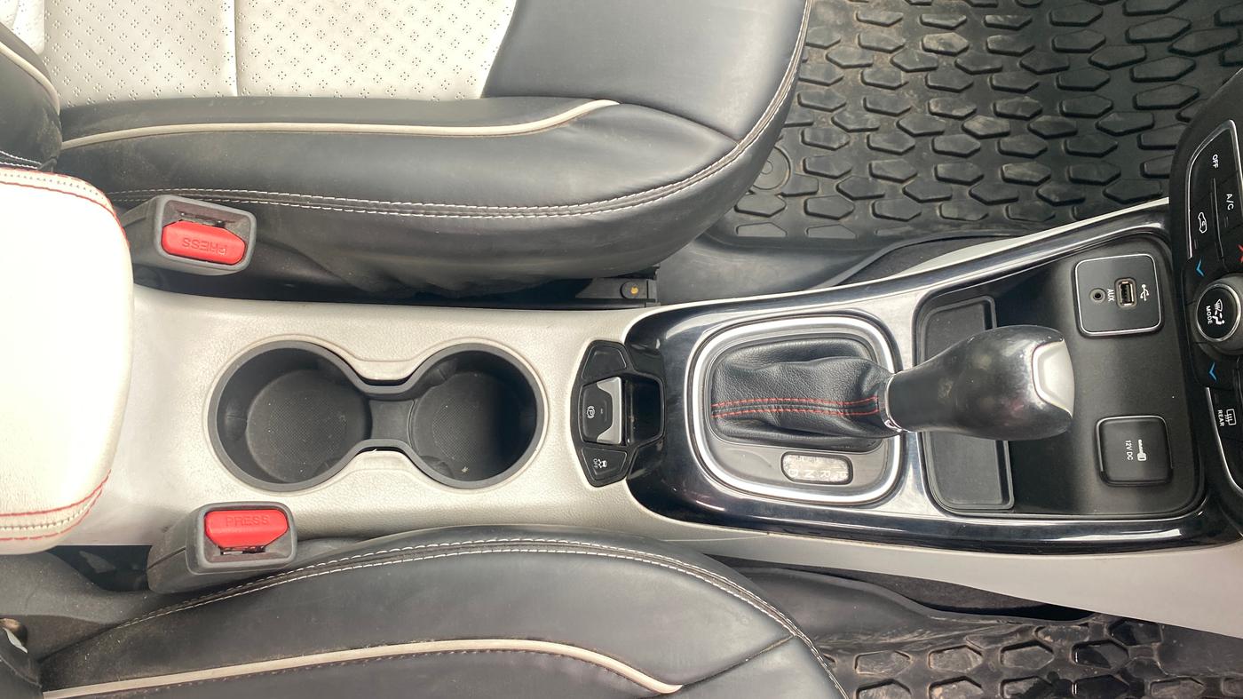 2018 Jeep Compass LIMITED 1.4 PETROL AT, Petrol, Automatic, 91,036 km, Gear Lever