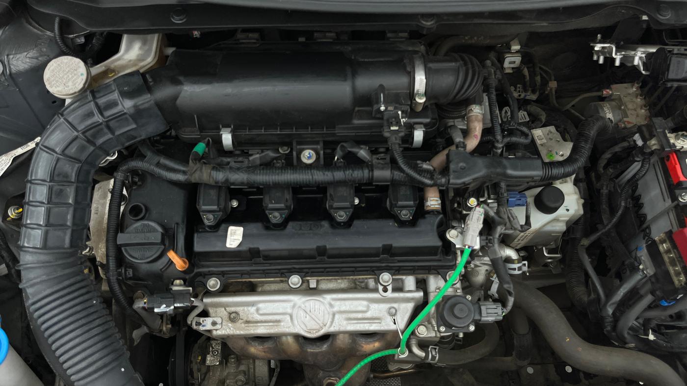 2023 Maruti Swift VXI AMT, Petrol, Automatic, 9,412 km, Engine View