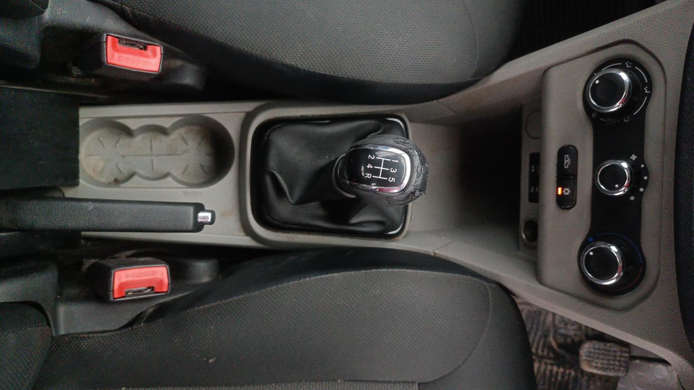 2019 Tata Tiago XT PETROL, Petrol, Manual, 82,100 km, Gear Lever