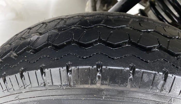 2021 Maruti Eeco 5 STR WITH AC PLUSHTR, Petrol, Manual, 2,647 km, Right Rear Tyre Tread
