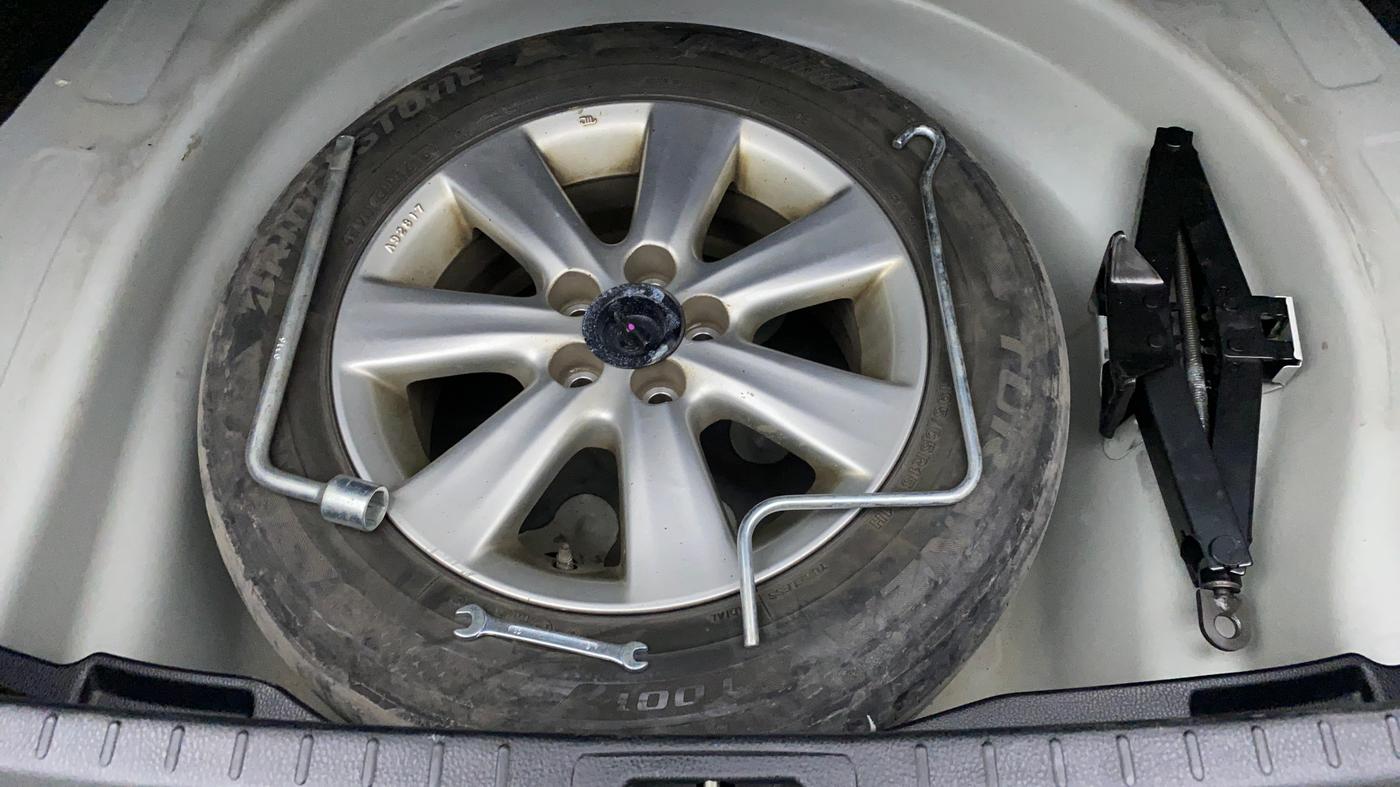 2016 Toyota Corolla Altis G, Petrol, Manual, 36,318 km, Spare Tyre
