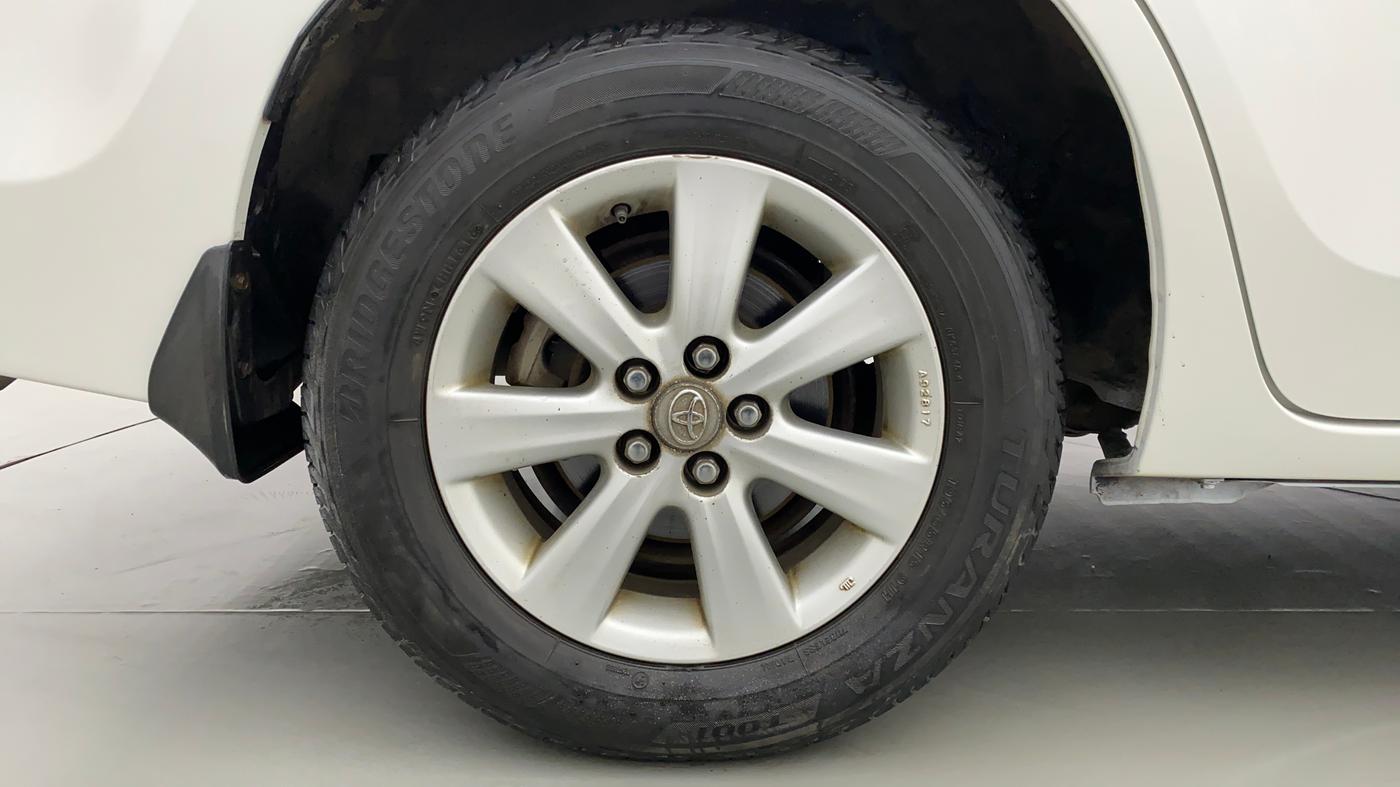 2016 Toyota Corolla Altis G, Petrol, Manual, 36,318 km, Right Rear Wheel