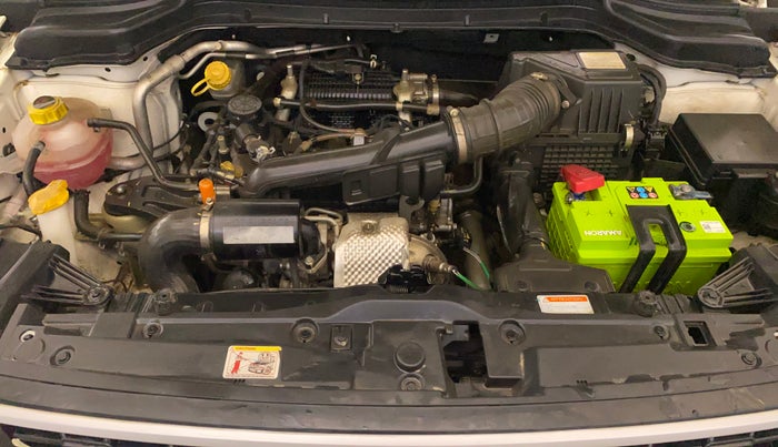 2021 Mahindra XUV300 W4 1.2 PETROL, Petrol, Manual, 29,450 km, Engine View