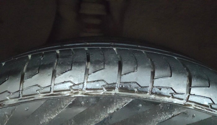 2018 Hyundai Creta SX PLUS AT 1.6 PETROL, Petrol, Automatic, 85,553 km, Right Rear Tyre Tread