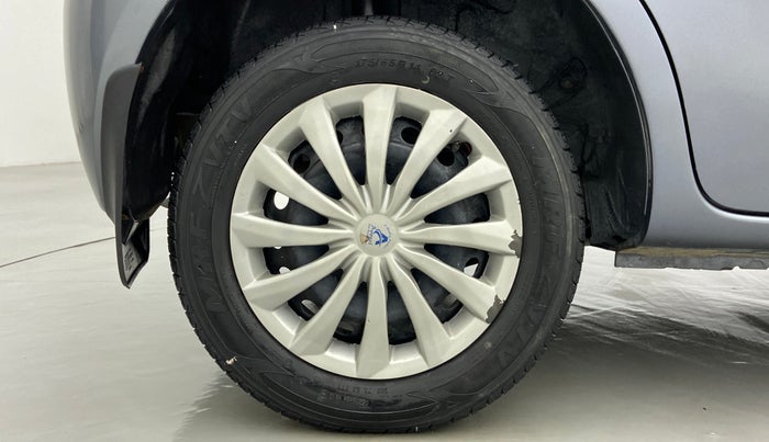 2013 Toyota Etios Liva D 4D GD, Diesel, Manual, Right Rear Wheel