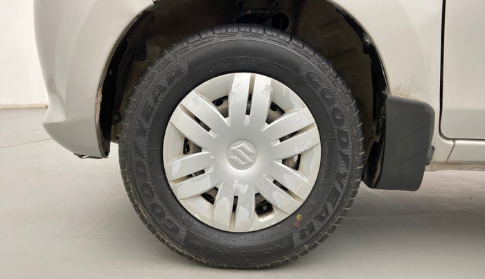 2015 Maruti Alto 800 LXI, Petrol, Manual, 1,10,742 km, Left Front Wheel