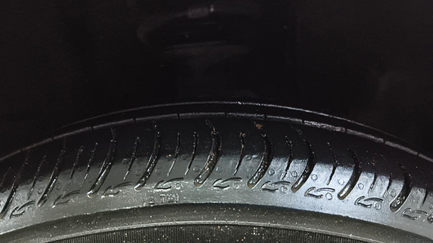 2024 Maruti New Wagon-R VXI CNG 1.0, CNG, Manual, 30,871 km, Right Front Tyre Tread