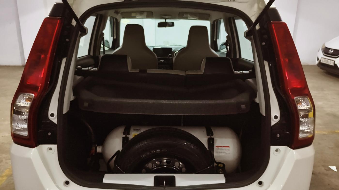 2024 Maruti New Wagon-R VXI CNG 1.0, CNG, Manual, 30,871 km, Boot Inside